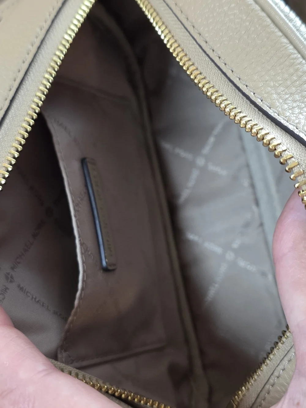 Michael Kors Jet Set Pebbled Leather Crossbody Bag in Camel